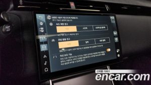 Land Rover Range Rover Velar 2.0 P250 Dynamic SE 2025 года из Южной Кореи