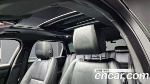 Land Rover Range Rover Velar 2.0 P250 Dynamic SE 2025 года из Южной Кореи