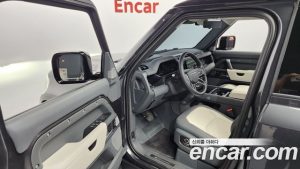 Land Rover Defender 130 P400 X- HSE 2024 года из Южной Кореи