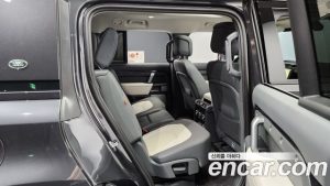 Land Rover Defender 130 P400 X- HSE 2024 года из Южной Кореи