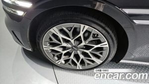 Genesis G90 Бензин 3.5 Turbo e-S/C AWD 2025 года из Южной Кореи