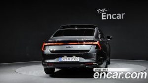 Kia K8 Signature Black 2025 года из Южной Кореи