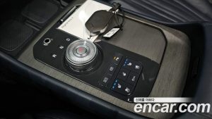 Kia K8 Signature Black 2025 года из Южной Кореи
