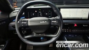 Kia K8 Signature Black 2025 года из Южной Кореи