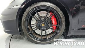 Porsche 911 CARRERA 4 GTS Cabriolet 2022 года из Южной Кореи
