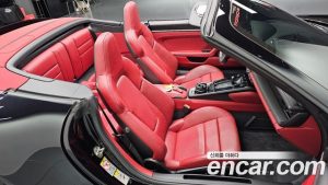 Porsche 911 CARRERA 4 GTS Cabriolet 2022 года из Южной Кореи