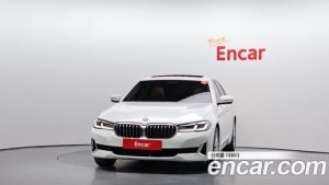 BMW 5-Series 520i Luxury 2023 года из Южной Кореи