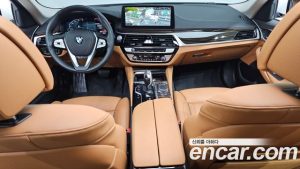 BMW 5-Series 520i Luxury 2023 года из Южной Кореи