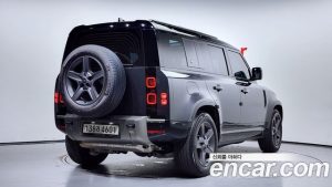 Land Rover Defender 110 P300 X- SE 2024 года из Южной Кореи