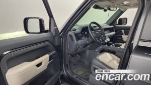 Land Rover Defender 110 P300 X- SE 2024 года из Южной Кореи