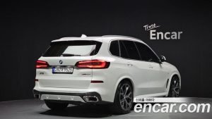 BMW X5 xDrive 40i M Sport 2023 года из Южной Кореи