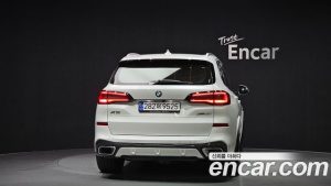 BMW X5 xDrive 40i M Sport 2023 года из Южной Кореи