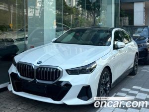 BMW 5-Series 530e M Sport 2024 года из Южной Кореи