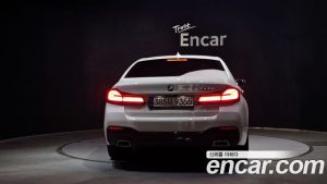 BMW 5-Series 520i M Sport 2023 года из Южной Кореи