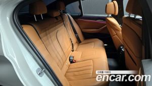 BMW 5-Series 520i M Sport 2023 года из Южной Кореи