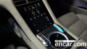Porsche Taycan Base 2023 года из Южной Кореи