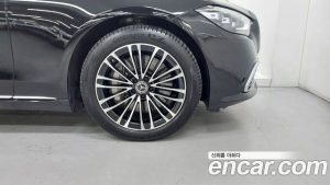 Mercedes-Benz S-Class S350 d 4MATIC 2025 года из Южной Кореи
