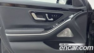 Mercedes-Benz S-Class S350 d 4MATIC 2025 года из Южной Кореи