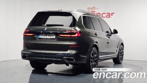 BMW X7 xDrive 40d M Sport 7-Seater 2023 года из Южной Кореи