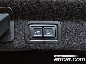 Audi A6 45 TFSI 4WD Premium 2025 года из Южной Кореи