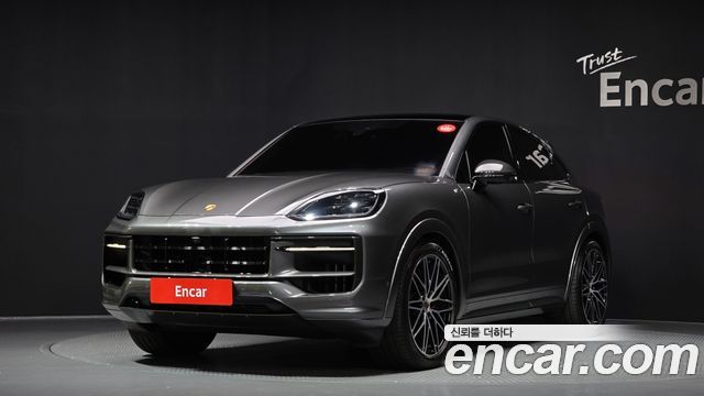 Porsche Cayenne 4.0 GTS Coupe 2025 года из Кореи