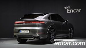 Porsche Cayenne 4.0 GTS Coupe 2025 года из Южной Кореи