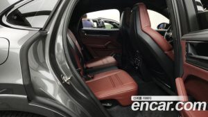 Porsche Cayenne 4.0 GTS Coupe 2025 года из Южной Кореи