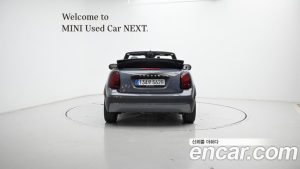 Mini Cooper Convertible Favoured 2025 года из Южной Кореи