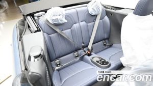 Mini Cooper Convertible Favoured 2025 года из Южной Кореи