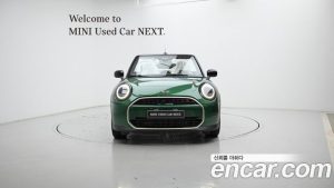 Mini Cooper Convertible Favoured 2025 года из Южной Кореи