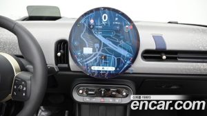 Mini Cooper Convertible Favoured 2025 года из Южной Кореи