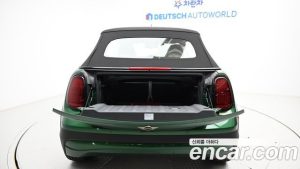 Mini Cooper Convertible Favoured 2025 года из Южной Кореи