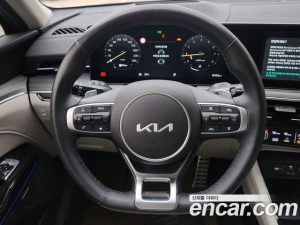 Kia K5 1.6 Turbo 2024 года из Южной Кореи