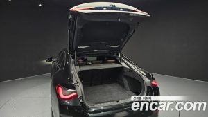 BMW i4 eDrive40 M Sport PRO 2024 года из Южной Кореи