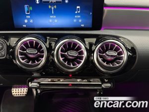 Mercedes-Benz CLA-Class CLA250 4MATIC 2024 года из Южной Кореи