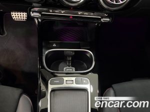 Mercedes-Benz CLA-Class CLA250 4MATIC 2024 года из Южной Кореи