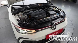 Volkswagen Golf 2.0 GTI 2024 года из Южной Кореи