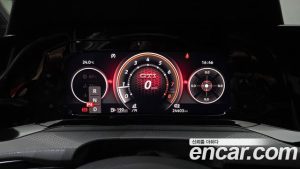 Volkswagen Golf 2.0 GTI 2024 года из Южной Кореи