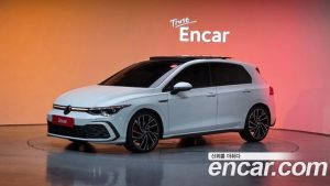 Volkswagen Golf 2.0 GTI 2024 года из Южной Кореи