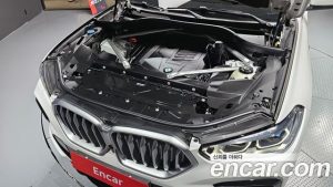 BMW X6 xDrive40i M Sport 2023 года из Южной Кореи
