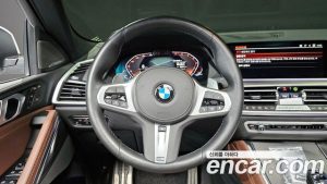 BMW X6 xDrive40i M Sport 2023 года из Южной Кореи