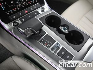 Audi A6 45 TFSI 2025 года из Южной Кореи