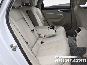 Audi A6 45 TFSI 2025 года из Южной Кореи