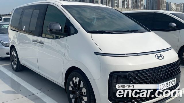 Hyundai Staria 4WD Lounge 9-Seater 2025 года из Кореи