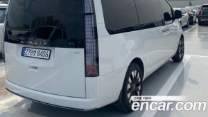 Hyundai Staria 4WD Lounge 7-Seater 2025 года из Южной Кореи