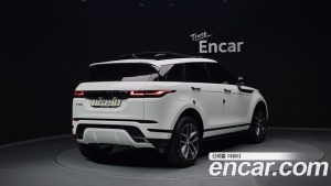Land Rover Range Rover Evoque P250 Dynamic SE 2024 года из Южной Кореи
