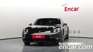 Porsche Taycan 4S CROSS TURISMO 2023 года из Южной Кореи