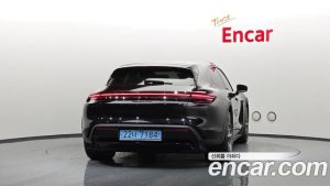 Porsche Taycan 4S CROSS TURISMO 2023 года из Южной Кореи