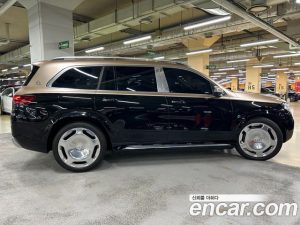 Mercedes-Benz GLS-Class Maybach GLS600 4MATIC MANUFAKTUR 2024 года из Южной Кореи
