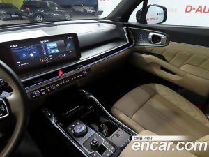Kia Sorento HEV 1.6 2WD 2024 года из Южной Кореи